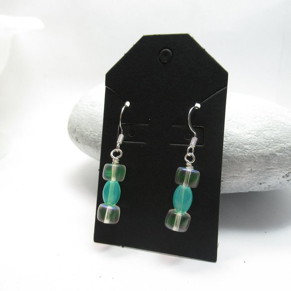 Uranium glass bead earrings - Picture 14 of 14
